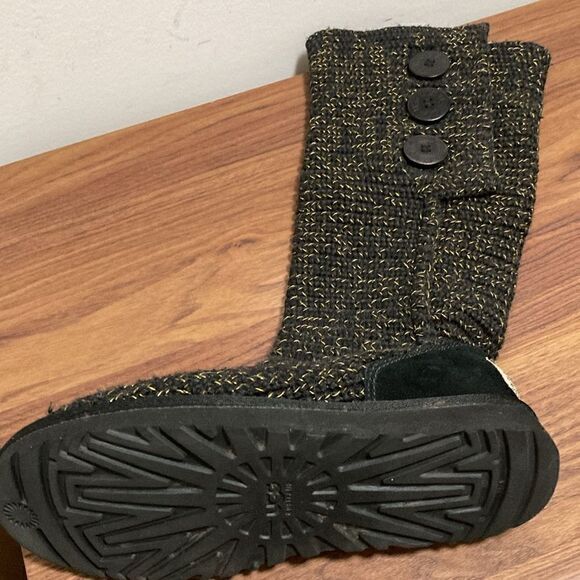 UGG NWOT Cardy Knit Boots in Black Tweed with Gold Metallic Thread. Size 8. - Picture 3 of 6